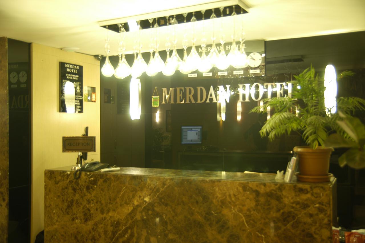 Merdan Hotel Istanboel Buitenkant foto